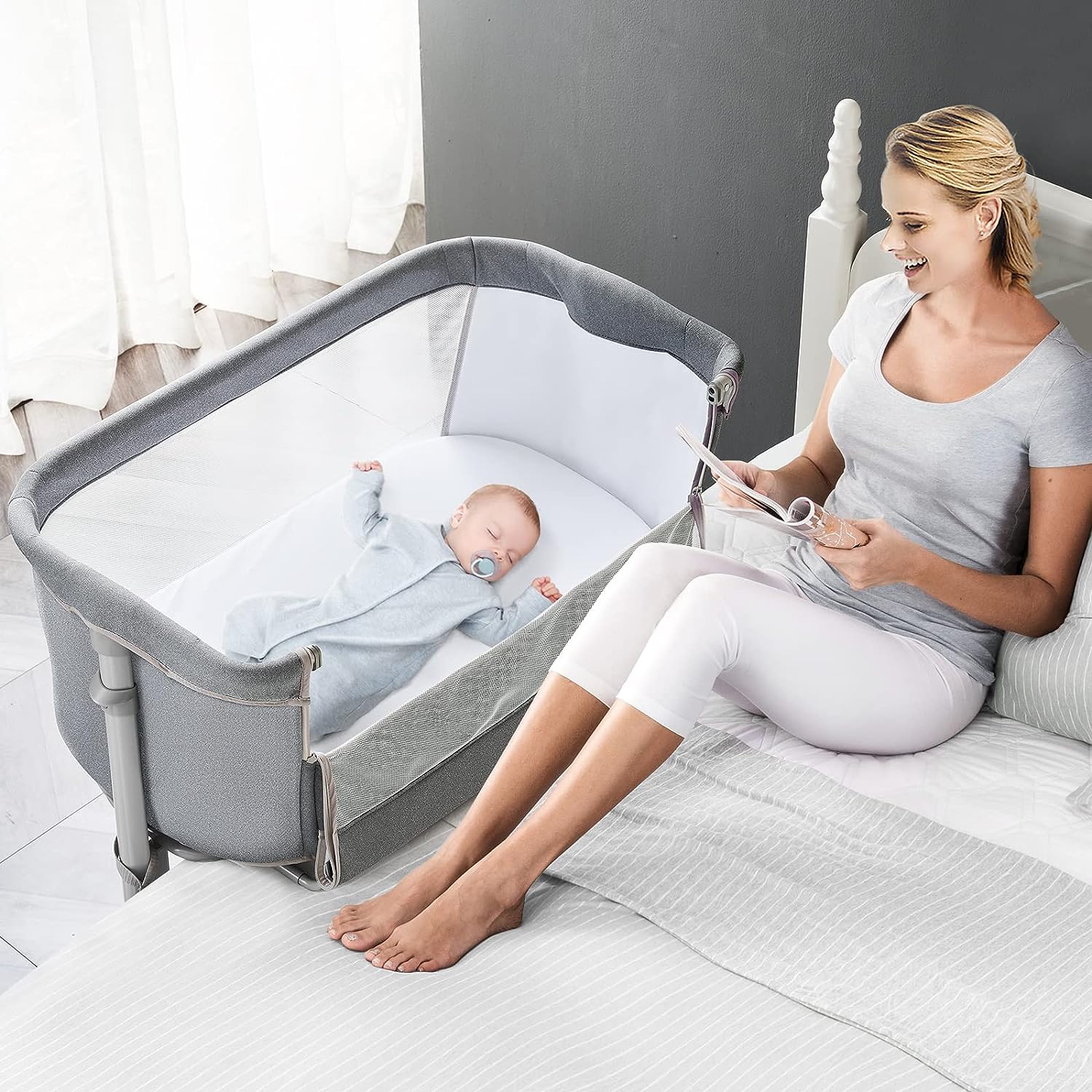 10 Best Bassinet to Help You and Your Baby Sleep Peacefully - Meredith Plays