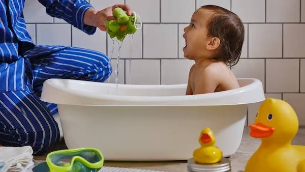 Key Factors to Consider When Buying a Baby Bathtub