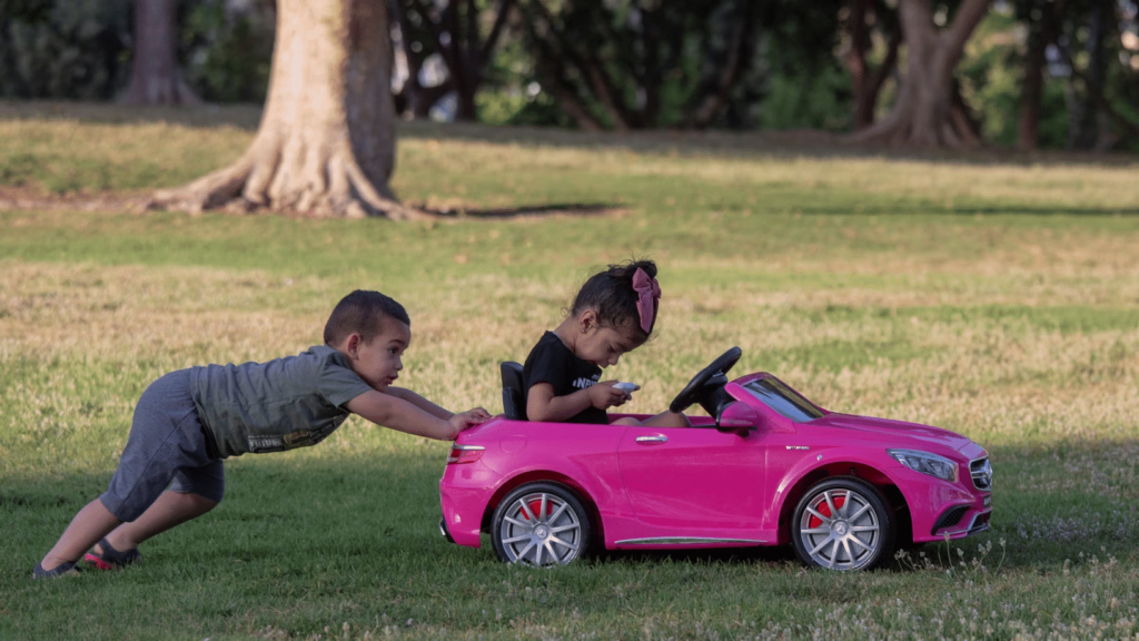 Traveling with Kids? Here’s Why VIN Checks Are a Must for Safe Family Rides