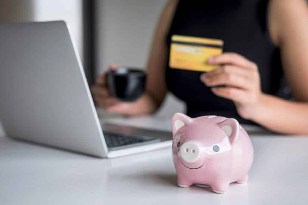 Can You Open an Account Online with No Fees? Here’s What to Look For