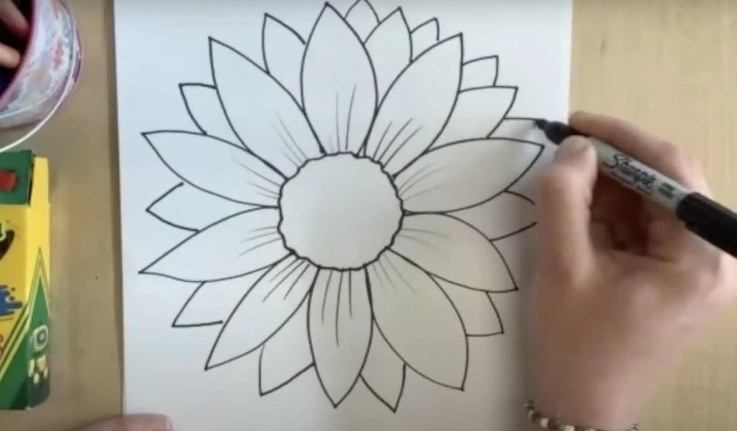 Add_the_Third_Layer_Tippy-Tip_Petals