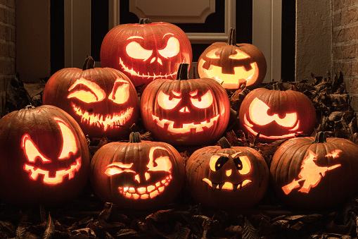 Unique_Halloween_Would_You_Rather_Questions_for_Everyone