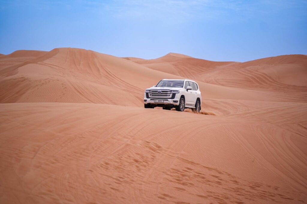 Family Adventures in the UAE: A Guide to Saving with Car Rentals