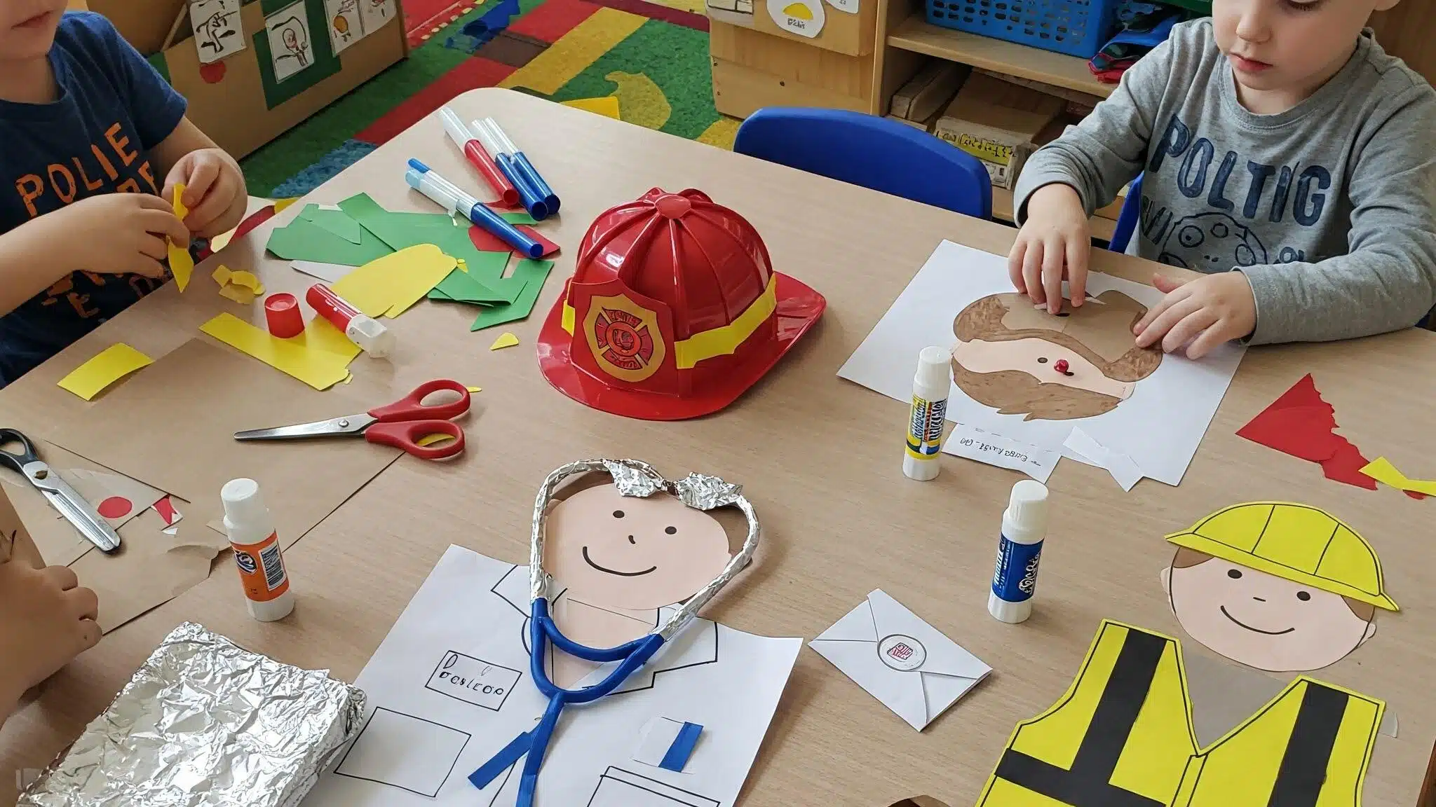 Creative_Art_Projects_Inspired_by_Helpers