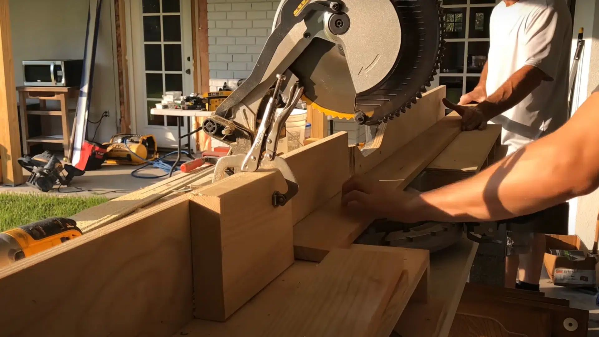 Measure_and_Cut_the_Boards