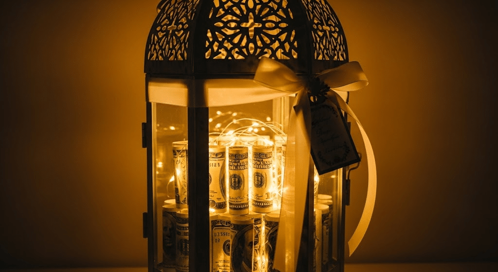 Cash_in_a_Decorative_Lantern