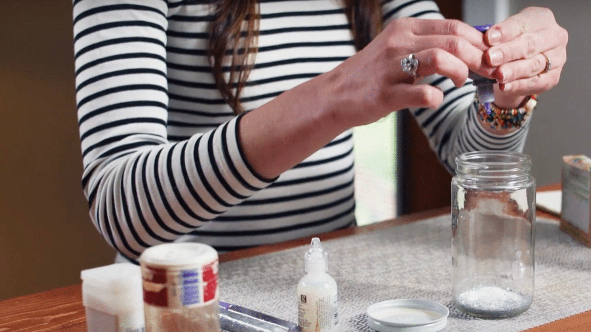 Squeeze in Glitter Glue