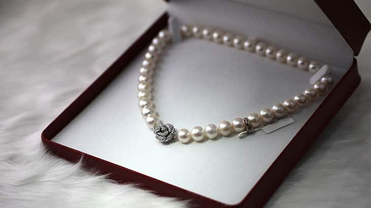 Types of Pearl Necklaces to Consider
