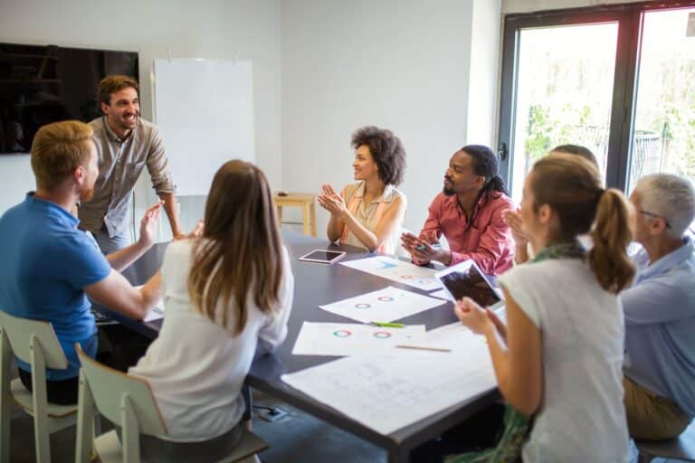 How Students Can Improve Their English Speaking Skills