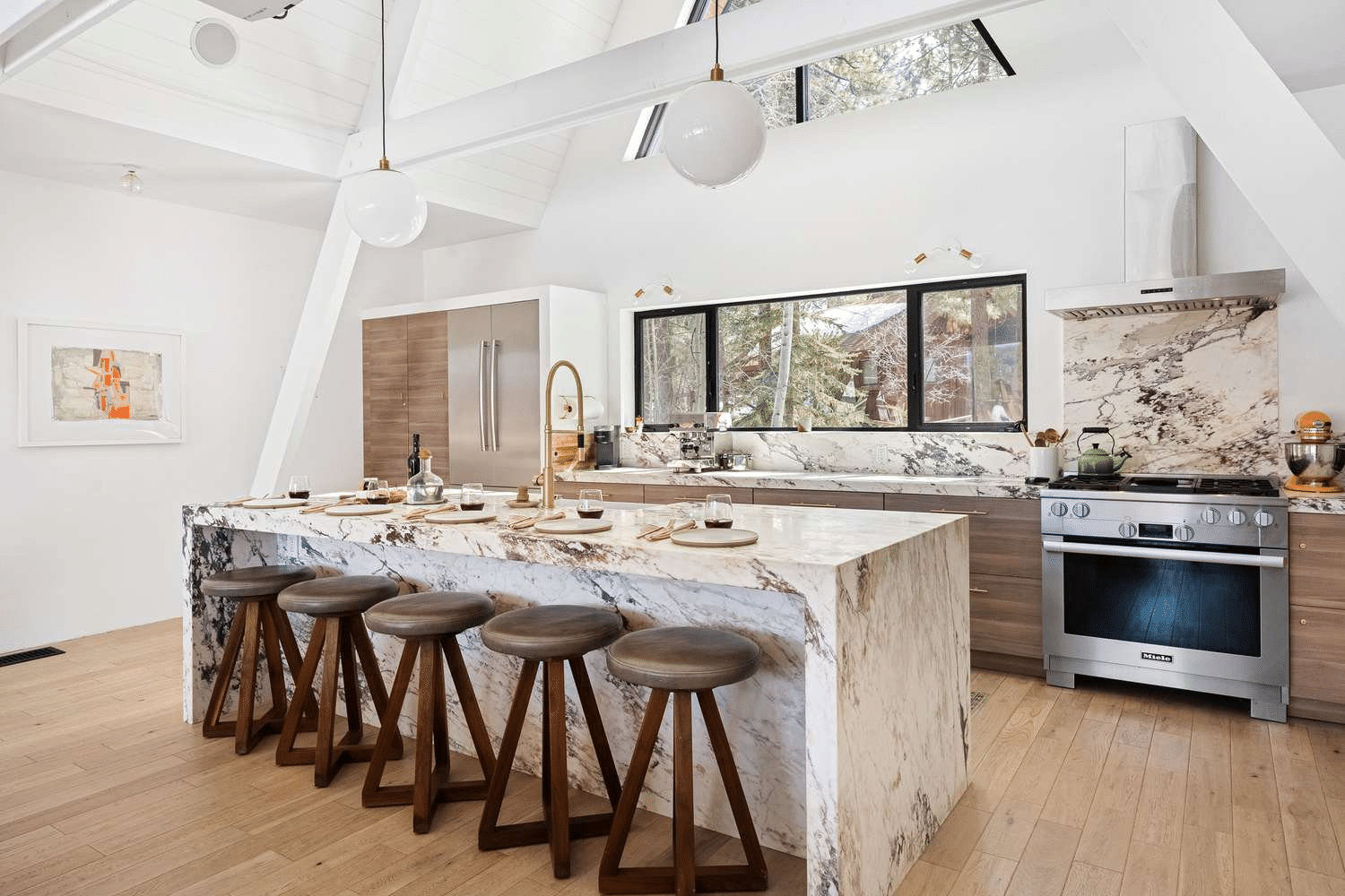 Modern Home Kitchen