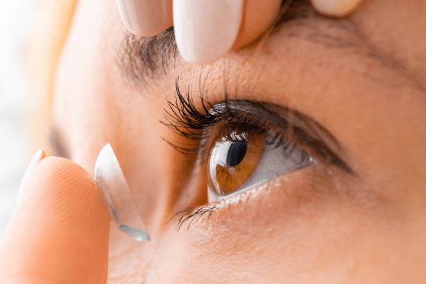 Why Online Contacts Are Becoming a Go-To