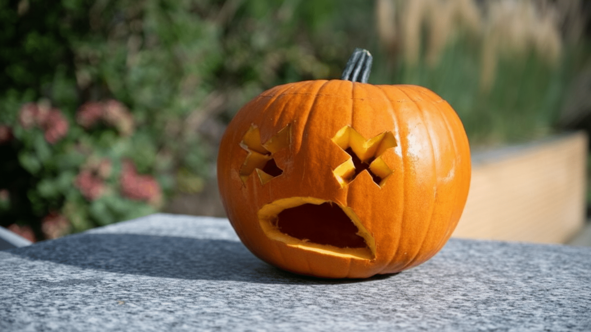 creepy creative and challenging halloween games for teens