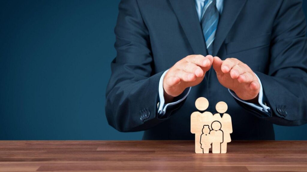 How Product Innovation in Insurance is Catering To New-Age Women Consumers