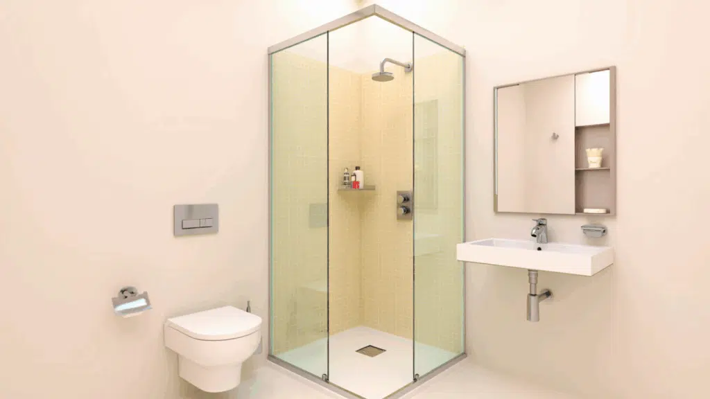 compact corner layout