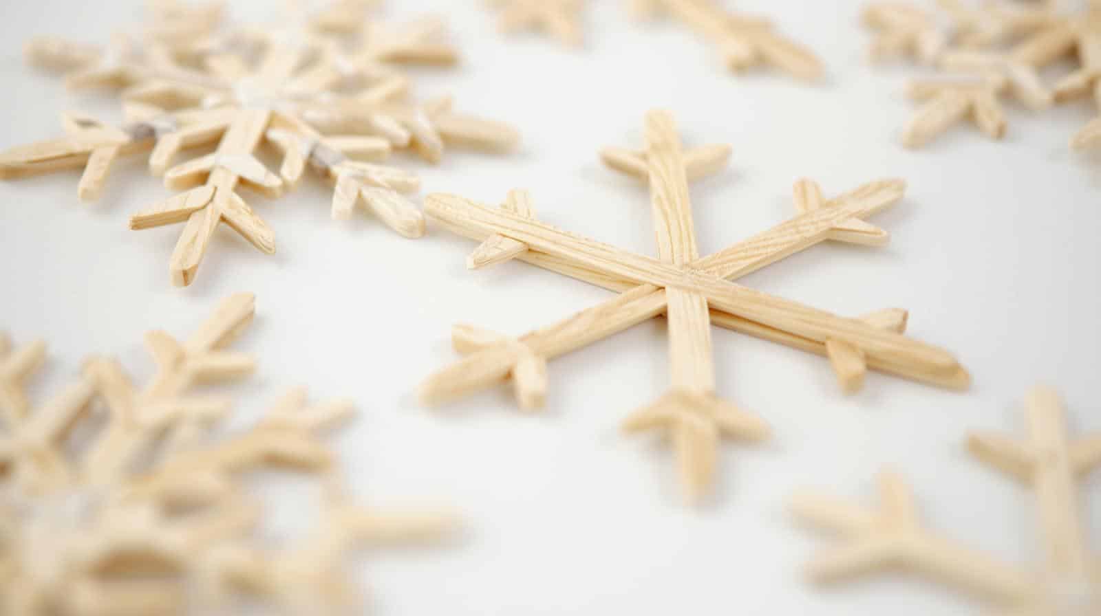 popsicle stick snowflakes