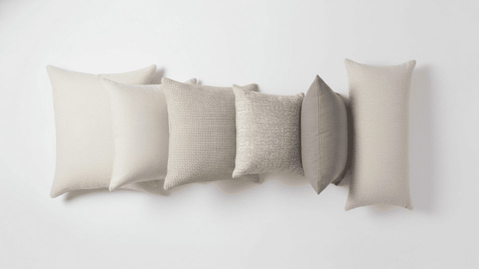 Types of pillows used in king size bed pillow arrangement