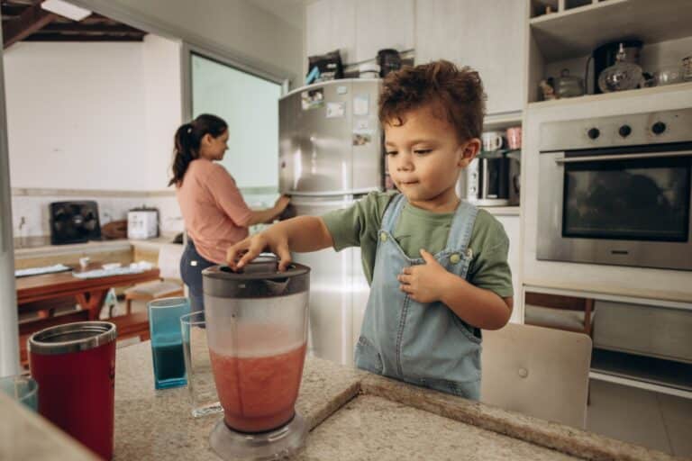 Simple Ways Moms Can Make Summer Smoothies More Fun for Kids