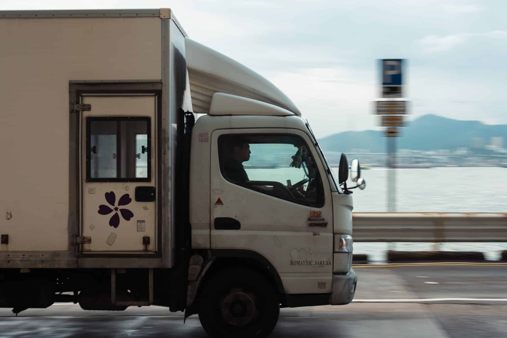 5 Ways a Delivery Route Planner Boosts Fleet Performance and Reduces Miles